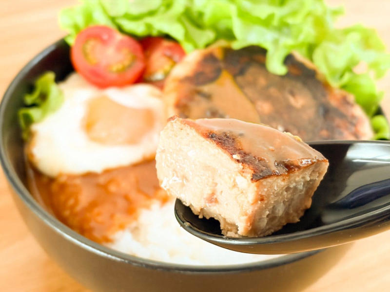 ①「オリジナル」｜1枚57円の衝撃！肉肉しさを活かしたロコモコ丼が最高, ②「チーズイン」｜贅沢度No.1！とろける濃厚チーズはトマトソースと相性抜群, ③「ポテトイン」｜意外なローカロリー！軽やかさを活かしたハンバーグサンド, まとめ｜毎日でも飽きないコスパの神。大容量ゆえの注意点は？