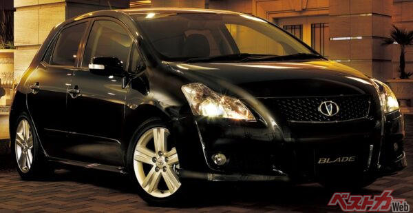 「伝統ある名を受け継いだクロスオーバー」　日産・スカイライン クロスオーバー, 「画期的な技術で進化したフラッグシップ」　ホンダ・レジェンド, 「国産プレミアムコンパクトのパイオニア」　トヨタ・ブレイド, 「スポーツカーの価値も併せ持つ走りのSUV」　マツダ・CX-7