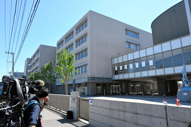 ■「明日はわが身」と現役顧問, ■貸切バスは高すぎて頼めない, ■食い違う高校とバス会社の説明, ■「バス代高騰」「時間規制」でバス代捻出できない, ■高校もバス会社も「非難できない」, ■最優先すべき「安全」が「グレー」, ■部活で「車出し」経験のある保護者は, ■小さなズレが積み重なった？