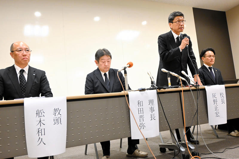 ■「明日はわが身」と現役顧問, ■貸切バスは高すぎて頼めない, ■食い違う高校とバス会社の説明, ■「バス代高騰」「時間規制」でバス代捻出できない, ■高校もバス会社も「非難できない」, ■最優先すべき「安全」が「グレー」, ■部活で「車出し」経験のある保護者は, ■小さなズレが積み重なった？