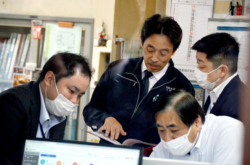 ■「明日はわが身」と現役顧問, ■貸切バスは高すぎて頼めない, ■食い違う高校とバス会社の説明, ■「バス代高騰」「時間規制」でバス代捻出できない, ■高校もバス会社も「非難できない」, ■最優先すべき「安全」が「グレー」, ■部活で「車出し」経験のある保護者は, ■小さなズレが積み重なった？
