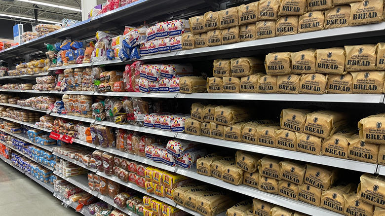 Buy: Dave's Killer Bread 21 whole grains and seeds organic bread loaf, Buy: Dave's Killer Bread thin sliced 21 whole grains and seeds organic bread, Avoid: Keto Culture white bread loaf, Buy: Lewis Bake Shop Better Way white keto bread, Buy: Sara Lee Artesano original white pre-sliced bread, Buy: Nature's Own Butterbread sliced white bread loaf, Avoid: Freshness Guaranteed sliced Artisan wheat, Buy: Nature's Own Honey Wheat sandwich bread, Buy: Lewis Bake Shop honey wheat half loaf bread, Buy: Canyon Bakehouse heritage style honey white gluten free bread, Avoid: Marketside French baguette, Buy: D'Italiano reduced calorie Italian bread, Buy: D'Italiano Italian bread, Buy: The Cheesecake Factory at Home famous brown bread wheat mini baguettes, Avoid: Freshness Guaranteed Italian bakery bread boule, Methodology