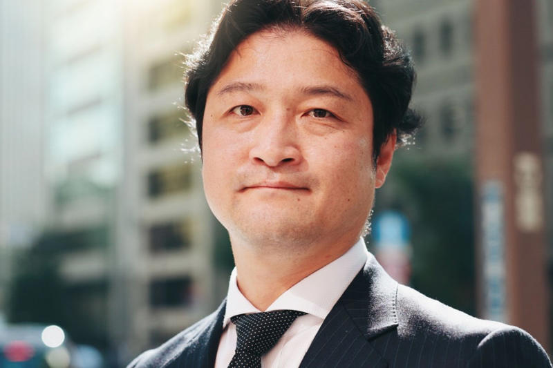 【今さら聞けない】新NISAを利用する「メリット」とは？, 新NISAの「成長投資枠」と「つみたて投資枠」の特徴をおさらいしよう, 【新NISA】50歳から65歳まで「月5万円」の積立をひたすら続けると資産はどう増える？, 「毎月5万円」×15年×想定利回り「年率1～5％」のシミュレーション結果を見る, 【高齢者の年間所得の平均】総所得と内訳を確認しておこう, リタイアまでに老後資金をするための「無理のない積立継続」を目指そう！