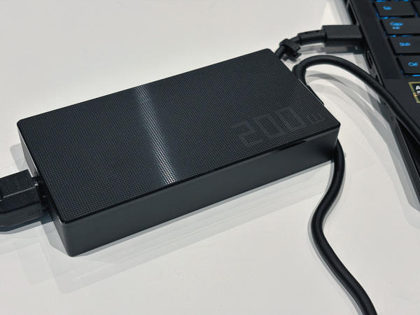 PC寿命はここに集約　バッテリー劣化を予防する, 最終手段はバッテリー交換　保証や交換が確実だと安心, 高額パーツは大事に！ SSDとHDDは大事に使おう, 特に有機ELは要注意　ディスプレーを延命する, まめなメンテが重要　PCの排熱は常時意識する, PC延命にお役立ちのガジェットをゲット