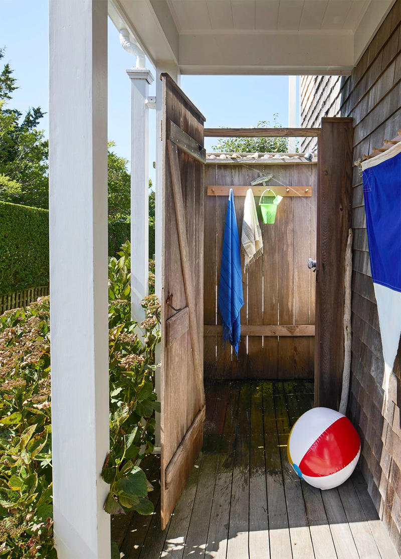 Weathered Shingles, Hand-painted Accents, Coastal Colors, Shipworthy Ceiling, Pretty & Practical Upholstery, Warm Woods, Cozy Corners, A Sea of Blues, Architectural Details, Stars & Stripes, Nautical Nods, Alfresco Furnishings, A Touch of Nostalgia