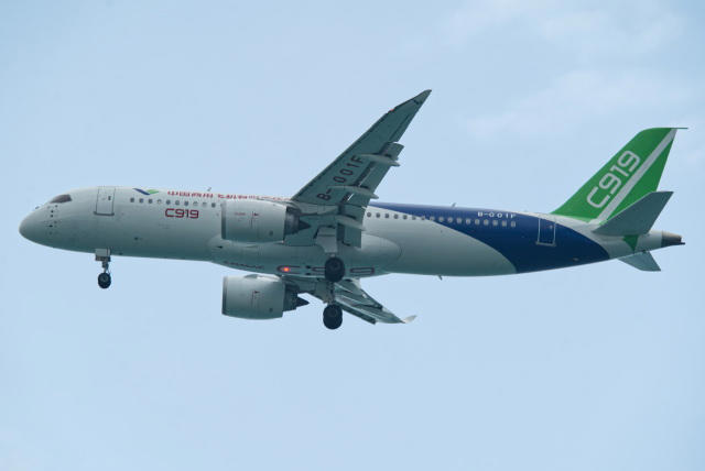 コンコルド G7のため日本へ飛来 1986年5月4日, COMAC C919 初飛行 2017年5月5日, P-47サンダーボルト 初飛行 1941年5月6日, ヴァリグ・ブラジル航空 設立 1927年5月7日, 日本貨物航空(NCA) 運航開始 1985年5月8日, フォッカー F28 フェローシップ 初飛行 1967年5月9日, ボンバルディア CRJシリーズ 初飛行 1991年5月10日