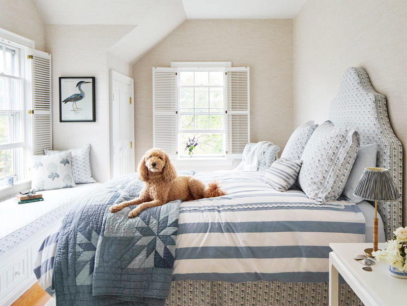 Weathered Shingles, Hand-painted Accents, Coastal Colors, Shipworthy Ceiling, Pretty & Practical Upholstery, Warm Woods, Cozy Corners, A Sea of Blues, Architectural Details, Stars & Stripes, Nautical Nods, Alfresco Furnishings, A Touch of Nostalgia