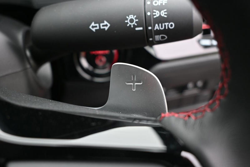 シビックのハイブリッドは意外に…, ハイブリッド車でMT車の運転を楽しめる?, 伊豆のクローズドコースで「e:HEV RS」を体感!, タイプR開発責任者「かっきー」も参画