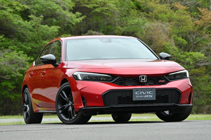 シビックのハイブリッドは意外に…, ハイブリッド車でMT車の運転を楽しめる?, 伊豆のクローズドコースで「e:HEV RS」を体感!, タイプR開発責任者「かっきー」も参画