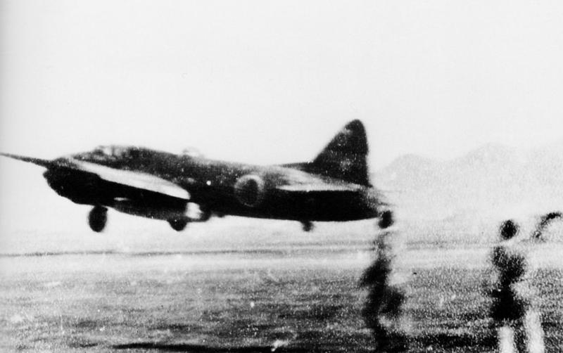 大戦末期の基地, 隊内にスパイ, 敵に一矢も報いることなく…, 「早く征きたい」