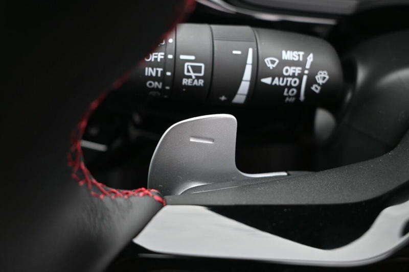 シビックのハイブリッドは意外に…, ハイブリッド車でMT車の運転を楽しめる?, 伊豆のクローズドコースで「e:HEV RS」を体感!, タイプR開発責任者「かっきー」も参画