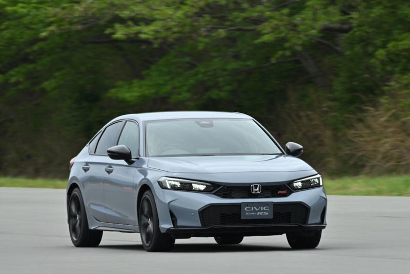 シビックのハイブリッドは意外に…, ハイブリッド車でMT車の運転を楽しめる?, 伊豆のクローズドコースで「e:HEV RS」を体感!, タイプR開発責任者「かっきー」も参画
