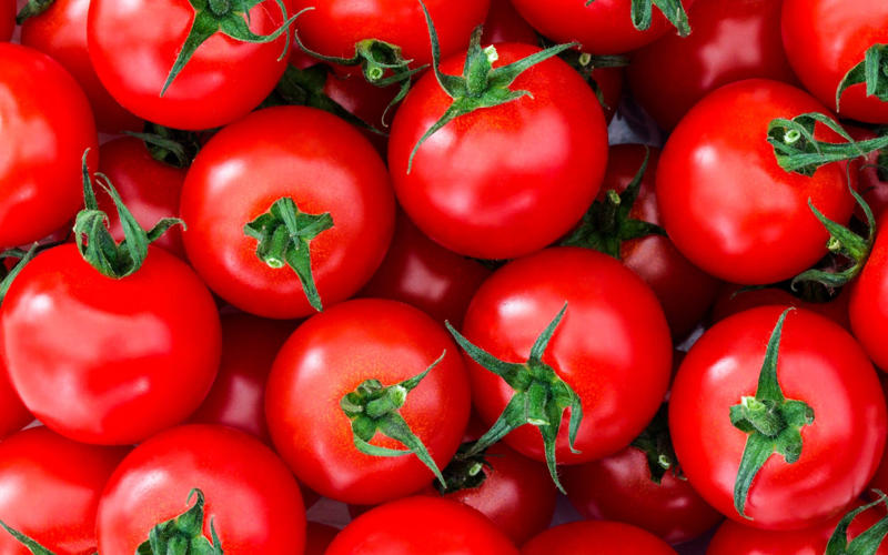 The health benefits of tomatoes, 1. Help prevent heart disease, 2. Support skin health, 3. Boost brain health, 4. May help reduce cancer risk, The healthiest ways to eat tomatoes, ranked by Rob Hobson, Tinned tomatoes, Tomatoes cooked from fresh, Tomato paste, Fresh tomatoes, Sun-dried tomatoes, Tomato juice, Tomato soup, Which type of tomato is healthiest?, Are tomatoes healthier when cooked?, Verdict: Are tomatoes good for you?