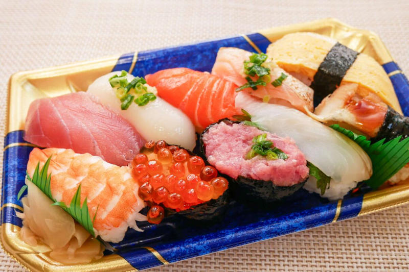 ■約4割が「寿司が余った経験あり」, ■タモリも作る寿司チャーハン, ■味の決め手はわさび醤油, ■控えめに言って、最高でした