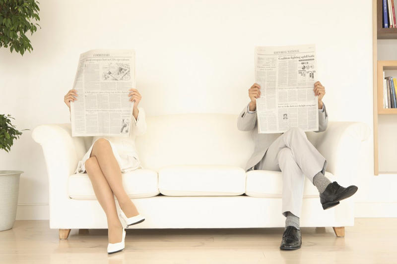【40歳代～50歳代】「働き盛り世帯」は平均でいくら貯蓄を保有している？, 【40歳代・二人以上世帯】貯蓄額の平均・中央値はいくら？, 【50歳代・二人以上世帯】貯蓄額の平均・中央値はいくら？, 【65歳以上・リタイア後の夫婦世帯】ひと月の生活費はいくら必要？, 65歳以上の夫婦のみの無職世帯の「毎月の収入」は？, 65歳以上の夫婦のみの無職世帯の「毎月の支出」は？, 【50歳代から始める】資産運用の「メリット」と「NISA活用術」, 【シミュレーション】年率3％で運用50歳から65歳「毎月3万円」で積立投資, インフレを意識した資産形成を進めることが重要, NISAのメリットをおさらい, 【新NISA3年目の現実】物価高で家計圧迫も…無理して投資を続ける40歳代・50歳代の実態, 物価高で家計に「ゆとりがない」人が約3割, 【オカネコ調べ】生活防衛資金が不足したまま「無理な積立」をするリスクも, 株価変動によるメンタルストレスと見直しニーズ