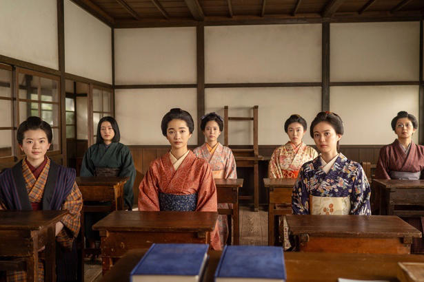 激動の時代を生きた二人のナースの“バディ”作品, 生田絵梨花(玉田多江役)、「多江のあふれ出てしまう余白を受け取ってもらえたら」, 菊池亜希子(泉喜代役)、喜代は「静かな青い炎を内に秘めている人」, 中井友望(東雲ゆき役)、「皆さんに共感してもらえるよう、苦悩を表現できたら」, 木越明(柳田しのぶ役)、しのぶを受け入れた一期生は「器が大きいなと思う」, 原嶋凛(工藤トメ役)、「役を通じて看護の仕事の始まりを伝えていけたら」
