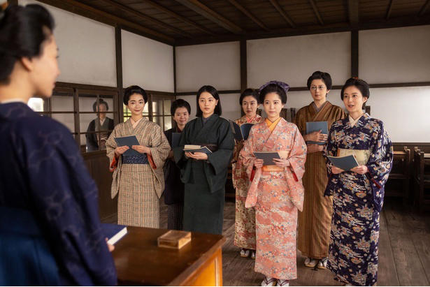 激動の時代を生きた二人のナースの“バディ”作品, 生田絵梨花(玉田多江役)、「多江のあふれ出てしまう余白を受け取ってもらえたら」, 菊池亜希子(泉喜代役)、喜代は「静かな青い炎を内に秘めている人」, 中井友望(東雲ゆき役)、「皆さんに共感してもらえるよう、苦悩を表現できたら」, 木越明(柳田しのぶ役)、しのぶを受け入れた一期生は「器が大きいなと思う」, 原嶋凛(工藤トメ役)、「役を通じて看護の仕事の始まりを伝えていけたら」