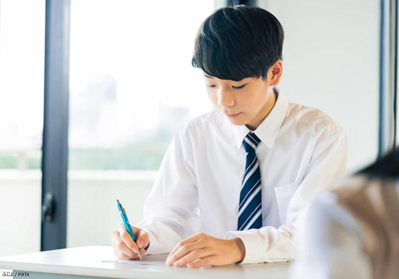 「努力」より「準備」が大切, 授業前の5分間の準備, ①授業が始まる5分前に、教科書にあらかじめ目を通しておく, ②その日の授業進度を予想する, ③「なにが重要か」「どこがヤマ場となるか」を自分なりに推測する, ④「太字で記された用語はなにか」「どんな図があるか」「どこが難しそうか、意味がつかみにくい語句はなにか」を事前に確認しておく, 授業前に5分間の準備をするだけで、理解度がグンと上がる！, まとめ：授業前に「5分間の準備」をしよう, 苦手を先生のせいにしても何の得にもならない！, 前日に自宅で予習してから授業に臨もう, ①教科書の内容に目を通す, ②あらかじめ基本問題を解いておく, 教科書だけで分からなかったら？, まとめ：苦手な先生の授業は「予習」に力を入れて授業に臨もう