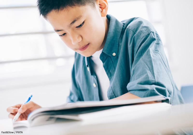 「努力」より「準備」が大切, 授業前の5分間の準備, ①授業が始まる5分前に、教科書にあらかじめ目を通しておく, ②その日の授業進度を予想する, ③「なにが重要か」「どこがヤマ場となるか」を自分なりに推測する, ④「太字で記された用語はなにか」「どんな図があるか」「どこが難しそうか、意味がつかみにくい語句はなにか」を事前に確認しておく, 授業前に5分間の準備をするだけで、理解度がグンと上がる！, まとめ：授業前に「5分間の準備」をしよう, 苦手を先生のせいにしても何の得にもならない！, 前日に自宅で予習してから授業に臨もう, ①教科書の内容に目を通す, ②あらかじめ基本問題を解いておく, 教科書だけで分からなかったら？, まとめ：苦手な先生の授業は「予習」に力を入れて授業に臨もう