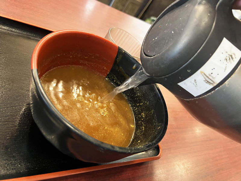 ・カレーがウマイことで知られる店, ・ぶっかけタイプの冷やしカレーそば, ・立ち食いそば屋の懐の深さ, ・今回紹介した店舗の情報