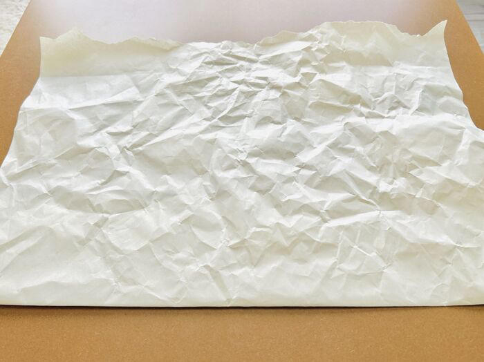 ただ折るだけ！作り方はコチラ, いろいろな場所で活用できる！, キッチンで生ごみ入れに, トイレで衛生用品用ゴミ箱に, 洗面所の仮置きゴミ箱に, 子どもの机に置いて消しカス入れに