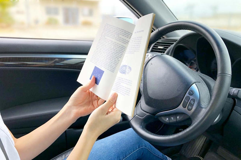 安全を最優先する時間配分の転換, 人対車両事故７割減の圧倒的成果, 渋滞悪化の先入観と円滑化の実態, 社会的損失を防ぐ交通弱者への投資, 自動運転社会を支える新標準の構築