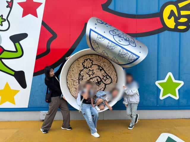 ・外観からすでにベビースター世界, ・大人も普通に本気になる, ・オリジナルベビースター作りが楽しい, ・ピンクのピザが想像以上にちゃんとしてる, ・ブタメンパラダイスを思い出す, ・気づけば6時間以上滞在, ・今回訪れた店舗の詳細