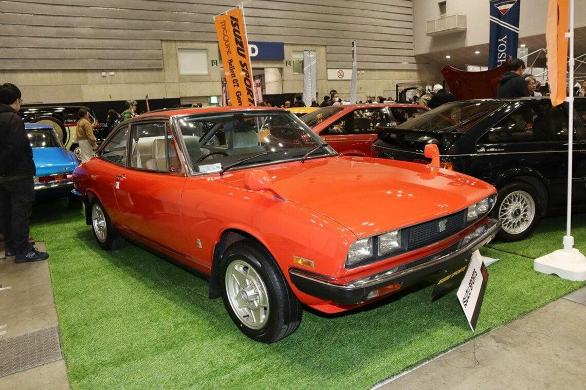 前期型の希少価値が高い理由, ハンドメイドで生産された前期型117クーペ, なぜハンドメイドは高価なのか, 人気が拡大する旧車の行方