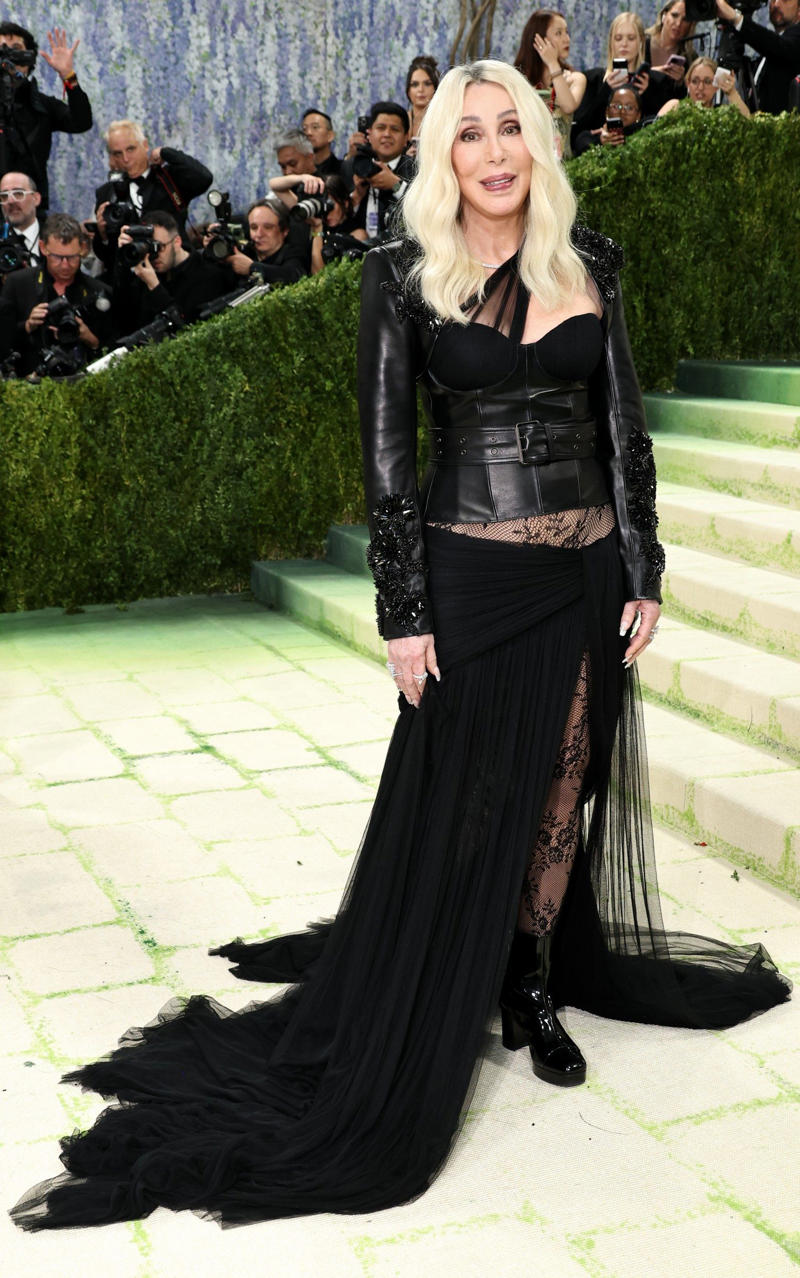 Beginnings in Vogue, The naked glamour era, The Nineties vamp years, Rule-defying at 80