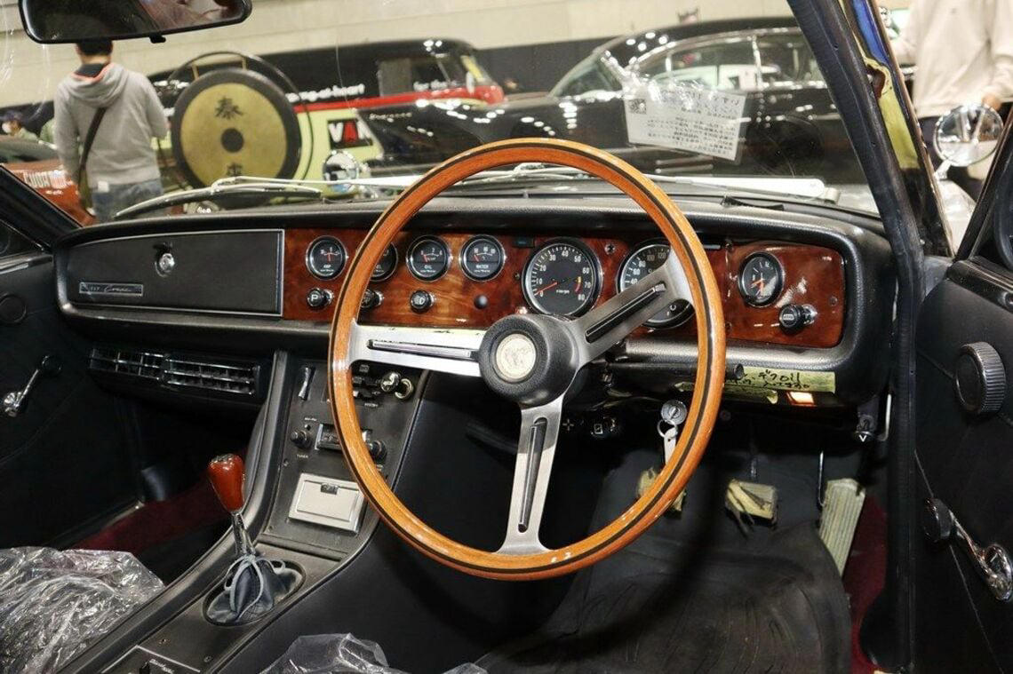 前期型の希少価値が高い理由, ハンドメイドで生産された前期型117クーペ, なぜハンドメイドは高価なのか, 人気が拡大する旧車の行方