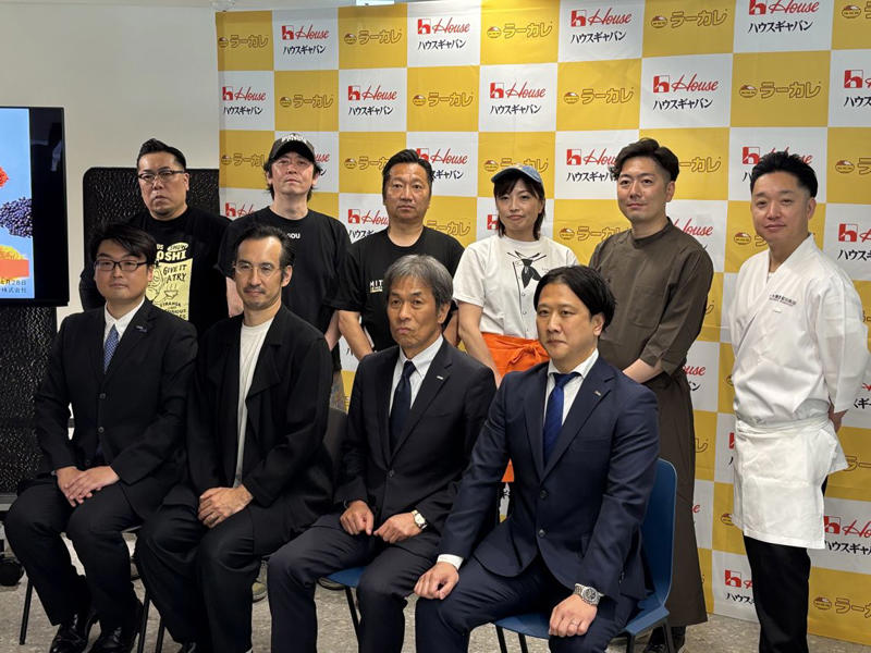 外食に行く回数は減り、1回あたりの支出が増えている, 客単価の向上を目指す「ラーカレ」, まだ誰も本格的に挑戦してこなかっただけ, 大手が出てきても、個人店が潰れないラーメン業界