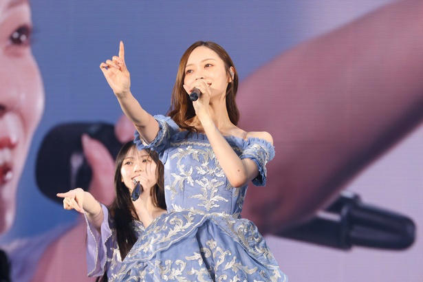 気球に乗って登場「私の乃木坂人生の全てをぶつけます！」, 思い出の楽曲と、この日限りのスペシャルユニット, 後輩たちへつなぐバトン、そして3期生の絆, 最初で最後となる“梅澤＆菅原ダブルセンター, 「もう一度人生を歩めるなら、絶対に3代目キャプテンになりたい」, 「私はとっても幸せでした」受け継がれる乃木坂46の未来, 「乃木坂46 14th YEAR BIRTHDAY LIVE」DAY3 梅澤美波 卒業コンサート