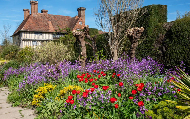 Sissinghurst, How to create Sissinghurst at home, Levens Hall, How to recreate Levens Hall at home, Great Dixter, How to recreate Great Dixter at home