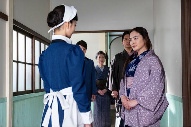 手術への恐怖で涙する千佳子　りんの“寄り添い”が心を癒やす, 手術当日、りんはフユの手術介助に心動かされる, バーンズ先生は何でもお見通し…院長との約束を取り付ける, りんの真っすぐな看護への称賛と、バーンズ先生が勝ち取った約束に喜びの声