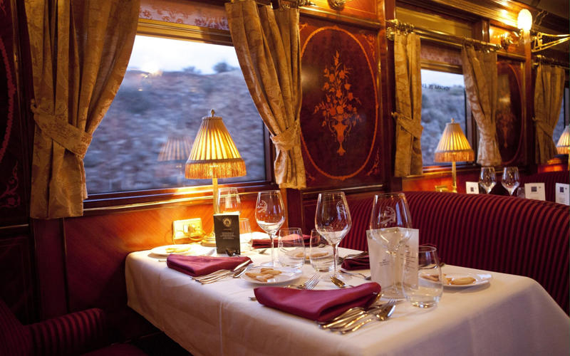 La Dolce Vita Orient Express, Venice Simplon-Orient Express, Al-Andalus, Majestic Imperator Train de Luxe, Comboio Presidencial/Presidential Train, Golden Eagle Danube Express, Bernina Express, Le Grand Tour