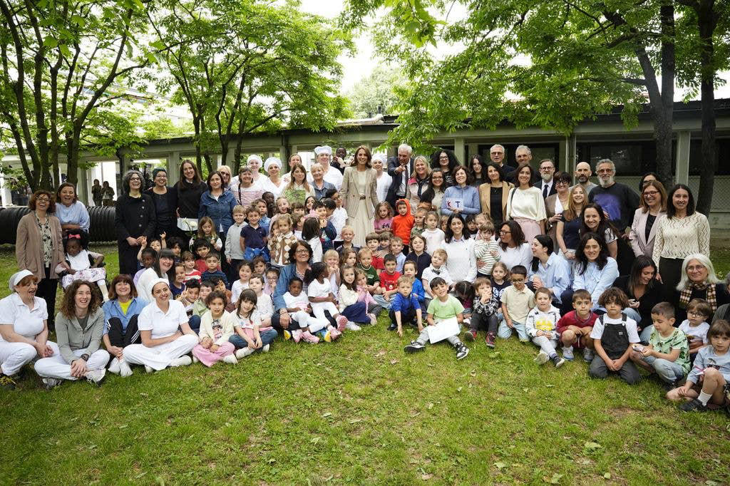 Picture perfect Playtime, David Attenborough moment, A closer look, Making music, Picture perfect, Next stop, Beautiful blooms, A helping hand, Kate's TV show inspiration, Ready, steady, cook, Pasta making
