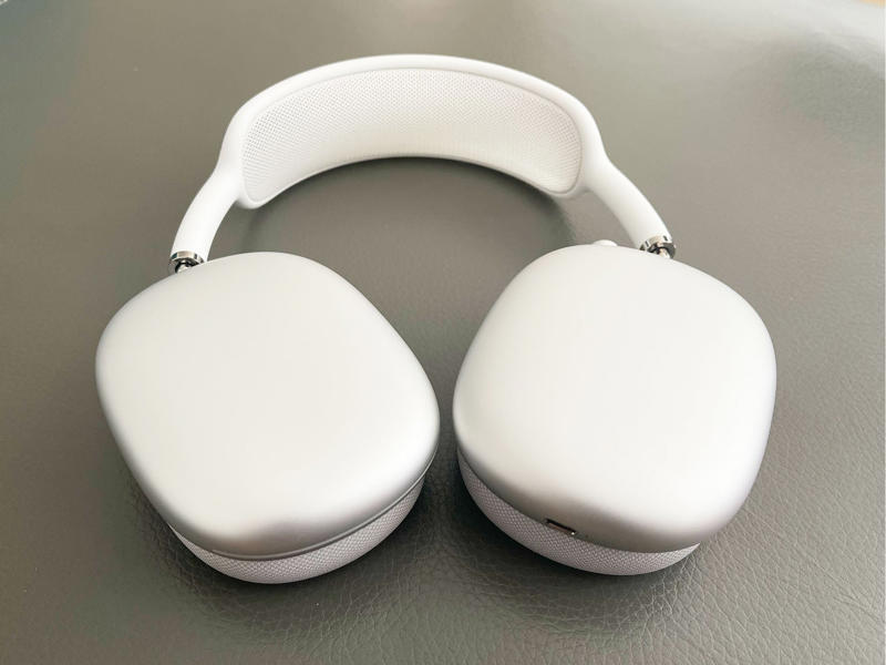 The best wireless headphones for 2026 are:, Sony WH-1000XM6 wireless headphones, Anker Soundcore space Q45 wireless headphones, Bose QuietComfort Ultra wireless headphones, Apple AirPods Max wireless headphones, Bowers & Wilkins PX8 S2 wireless headphones, Technics EAH-A800 wireless headphones, Bang & Olufsen beoplay H100 wireless headphones, Sonos ace wireless headphones, Master & Dynamic MW75 wireless headphones, Beats studio pro wireless headphones, Sony WH-1000XM5 wireless headphones, JBL live 770NC wireless headphones, Sennheiser accentum plus wireless headphones, 1More Sonoflow wireless headphones, Urbanista Los Angeles wireless headphones, Your questions on wireless headphones answered, What are the best wireless headphones?, How I tested and selected the best wireless headphones, How do wireless headphones work? , Wireless vs true wireless: What’s the difference?, How to connect wireless headphones, What are the disadvantages of wireless headphones?, Can you use wireless headphones on a plane?, Why you can trust IndyBest reviews