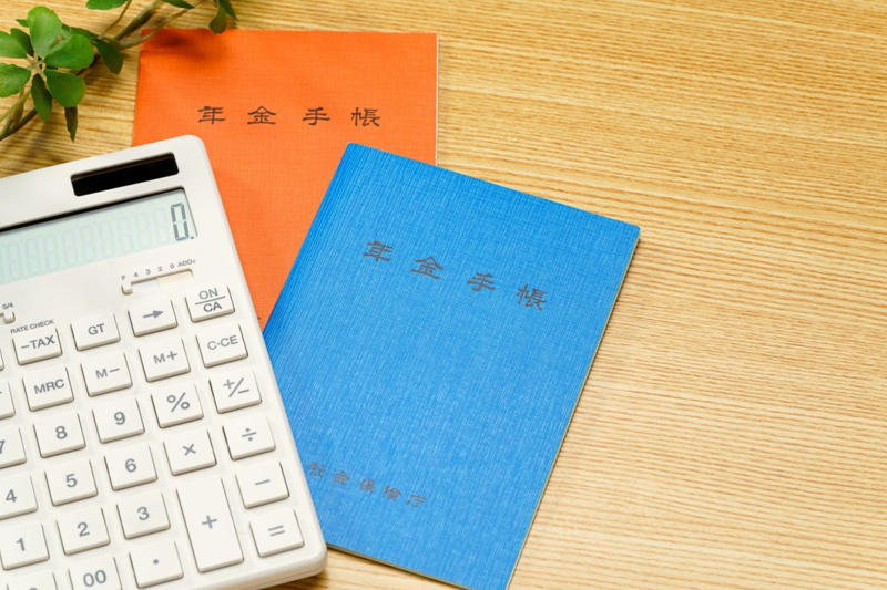 2026年度の年金額は6月支給分から増額へ, 【早見表】国民年金の平均受給額（60歳～90歳以上）, 【早見表】厚生年金の平均受給額（60歳～90歳以上）, 年齢によって年金額に差が出る理由