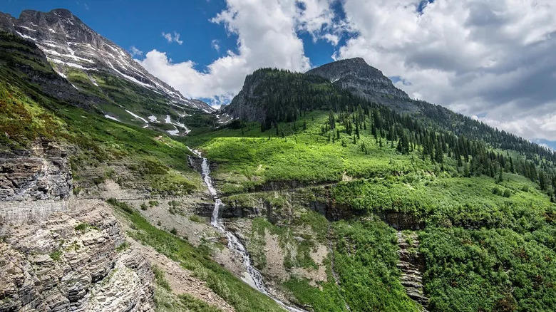 Kancamagus Scenic Byway, New Hampshire, Going-to-the-Sun Road, Montana, The Twisted Sisters, Texas, Tail of the Dragon, Tennessee/North Carolina, Now go chase those curves