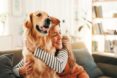 『不幸な犬』の特徴4選, 1.問題行動が多い, 2.執拗なセルフグルーミング, 3.無気力・無反応で笑顔がない, 4.警戒心が異常に強い, 不幸な犬を幸せにするにはどうしたらいいの？飼い主がやってはいけない絶対NG行為