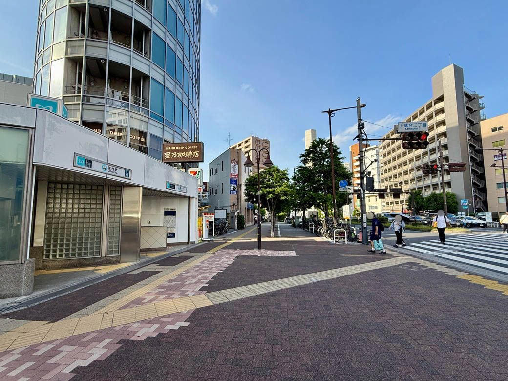 駅周辺は狭い道に商店や住宅が混在, 中井・落合の低地エリアを歩く, 山手通り沿いの景色, 台地には戸建てが並ぶ, 台地と低地で景色が異なる理由, 小工業と、進む宅地化, 台地と低地で異なる歴史を刻んできた