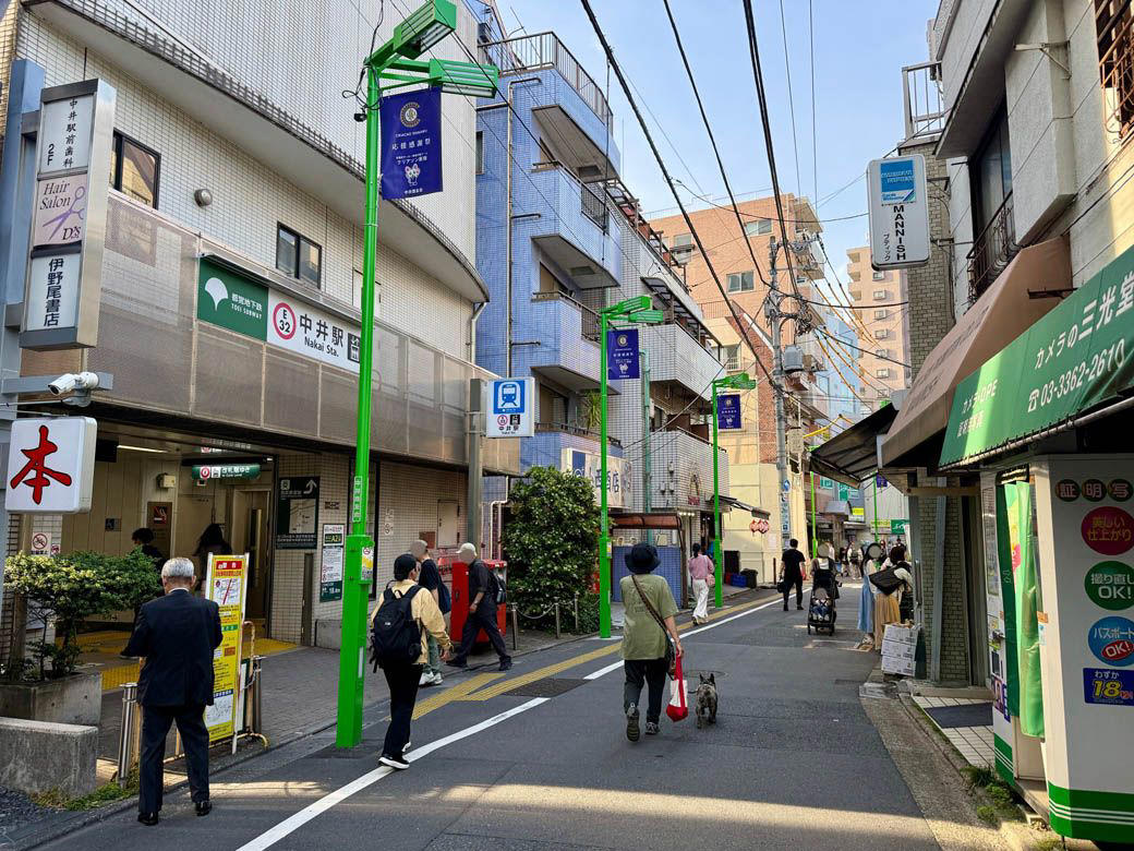 駅周辺は狭い道に商店や住宅が混在, 中井・落合の低地エリアを歩く, 山手通り沿いの景色, 台地には戸建てが並ぶ, 台地と低地で景色が異なる理由, 小工業と、進む宅地化, 台地と低地で異なる歴史を刻んできた