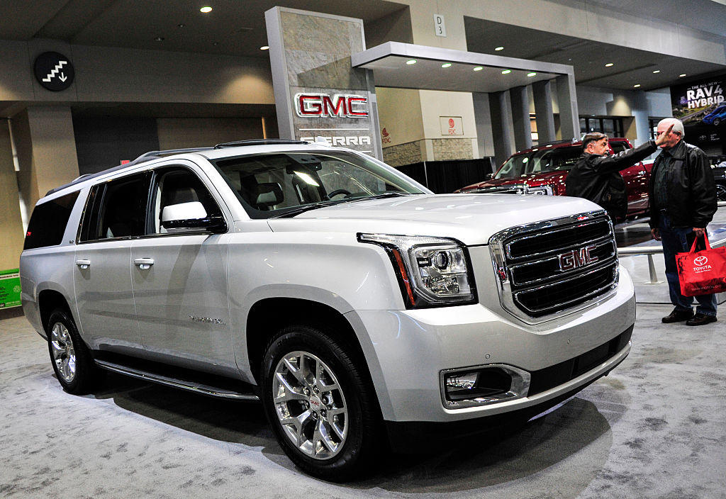 Honda Pilot, Chevrolet Traverse, Kia Telluride, Hyundai Palisade, Infiniti QX80, Nissan Armada, Toyota Sequoia, Grand Wagoneer L, Jeep Wagoneer L, Lincoln Navigator L, Cadillac Escalade ESV, GMC Yukon XL, Chevrolet Suburban, Ford Expedition MAX