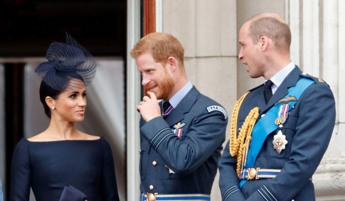 'THE DAMAGE IS TOO SERIOUS' WILLIAM'S 'REAL RESENTMENT' REVEALED, VOICING GRIEVANCES WITH THE ROYALS, GROWING PUBLIC PERCEPTION, SEE'S HARRY AS 'HIS LITTLE BROTHER', 'THE DAMAGE IS TOO SERIOUS', CREATING A FRESH PUBLIC IMAGE, 'FASTER THAN ANYONE EXPECTED', 'DECLARATION OF WAR', PHOTO PROVIDES NEW INSIGHT, FREEZING PEOPLE OUT 'POLITELY', HARRY REMAINS OPTIMISTIC, 'FEELS HE'S VERY CLOSE'