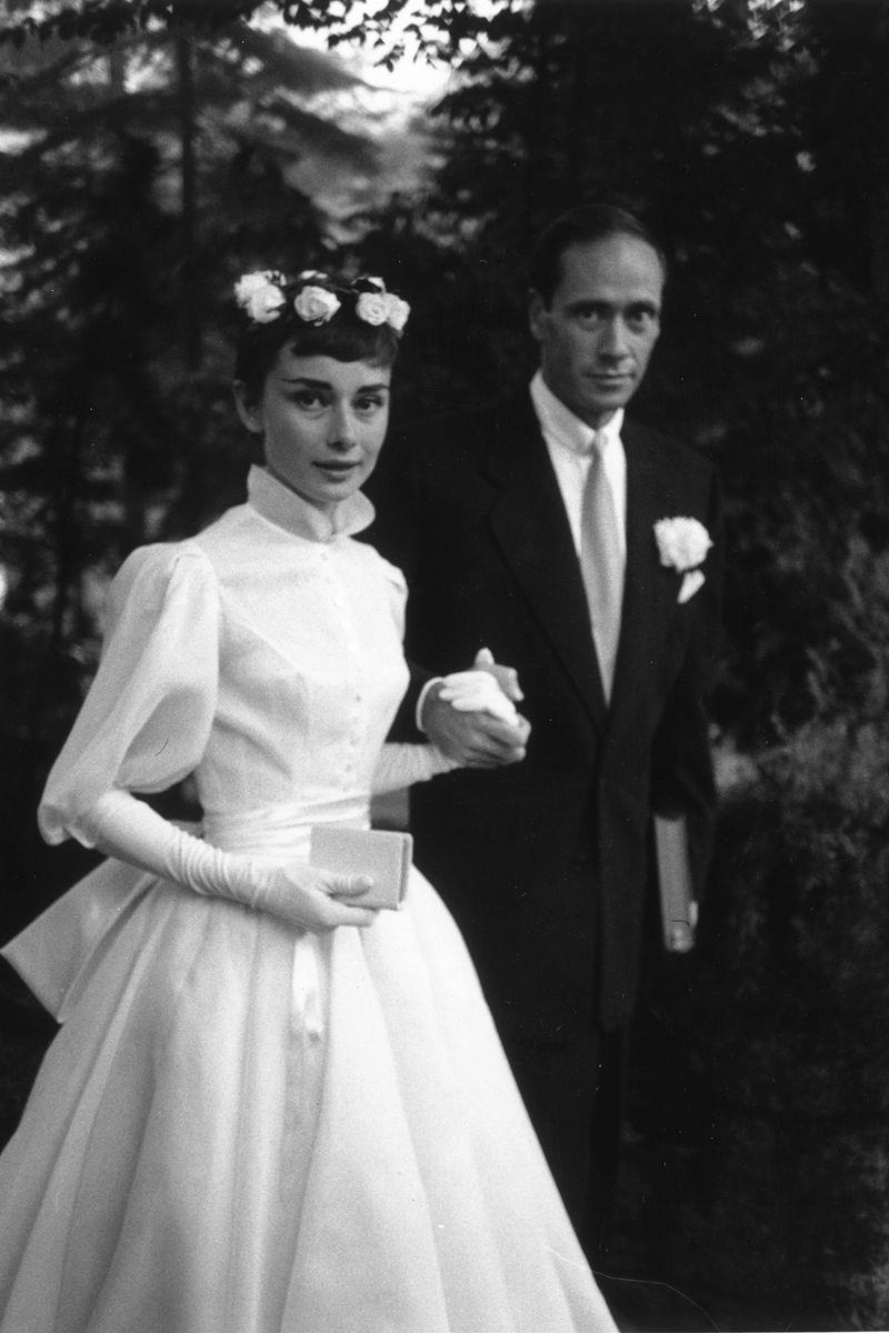 1954: Audrey Hepburn and Mel Ferrer 1930: Dolores del Río and Cedric Gibbons, 1934: Ginger Rogers and Lew Ayres, 1937: Ingrid Bergman and Petter Lindstrom, 1943: Jean-Pierre Aumont and Maria Montez, 1944: Bill Robinson and Elaine Plaines, 1945: Humphrey Bogart and Lauren Bacall, 1945: Shirley Temple and John Agar, 1945: Judy Garland and Vincente Minnelli, 1945: Bette Davis and William Grant Sherry, 1946: Jackie Robinson and Rachel Isum, 1947: Josephine Baker and Jo Bouillon, 1947: Carmen Miranda and David Alfred Sebastian, 1948: Nat King Cole and Maria Hawkins, 1949: Prince Aly Khan and Rita Hayworth, 1949: Lucille Ball and Desi Arnaz, 1950: Conrad Hilton and Elizabeth Taylor, 1951: Tony Curtis and Janet Leigh, 1951: Shah Mohammad Reza Pahlavi and Queen Soraya, 1952: Roger Vadim and Brigitte Bardot, 1952: Elizabeth Taylor and Michael Wilding, 1953: JFK and Jacqueline Kennedy, 1954: Audrey Hepburn and Mel Ferrer, 1954: Joe DiMaggio and Marilyn Monroe, 1955: Joan Crawford and Alfred Steele, 1955: Debbie Reynolds and Eddie Fisher, 1955: Rock Hudson and Phyllis Gates, 1956: Arthur Miller and Marilyn Monroe, 1956: Prince Rainier of Monaco and Grace Kelly, 1957: Sophia Loren and Carlo Ponti, 1957: Robert Wagner and Natalie Wood, 1958: Jayne Mansfield and Mickey Hargitay, 1959: Julie Andrews and Tony Walton, 1959: Dorothy Dandridge and Jack Denison, 1959: Jacques Charrier and Brigitte Bardot, 1960: Eartha Kitt and William McDonald, 1960: Princess Margaret and Antony Armstrong-Jones, 1961: Ginger Rogers and William Marshall, 1961: Lucille Ball and Gary Morton, 1962: Nancy Kwan and Peter Pock, 1964: Elizabeth Taylor and Richard Burton, 1965: Judy Garland and Mark Herron, 1966: Frank Sinatra and Mia Farrow, 1967: Jane Fonda and Roger Vadim, 1967: Elvis Presley and Priscilla Presley, 1968: Sharon Tate and Roman Polanski, 1969: Audrey Hepburn and Andrea Dotti, 1971: Bianca Jagger and Mick Jagger, 1978: Aretha Franklin and Glynn Turman, 1981: Princess Diana and Prince Charles, 1987: Diahann Carroll and Vic Damone