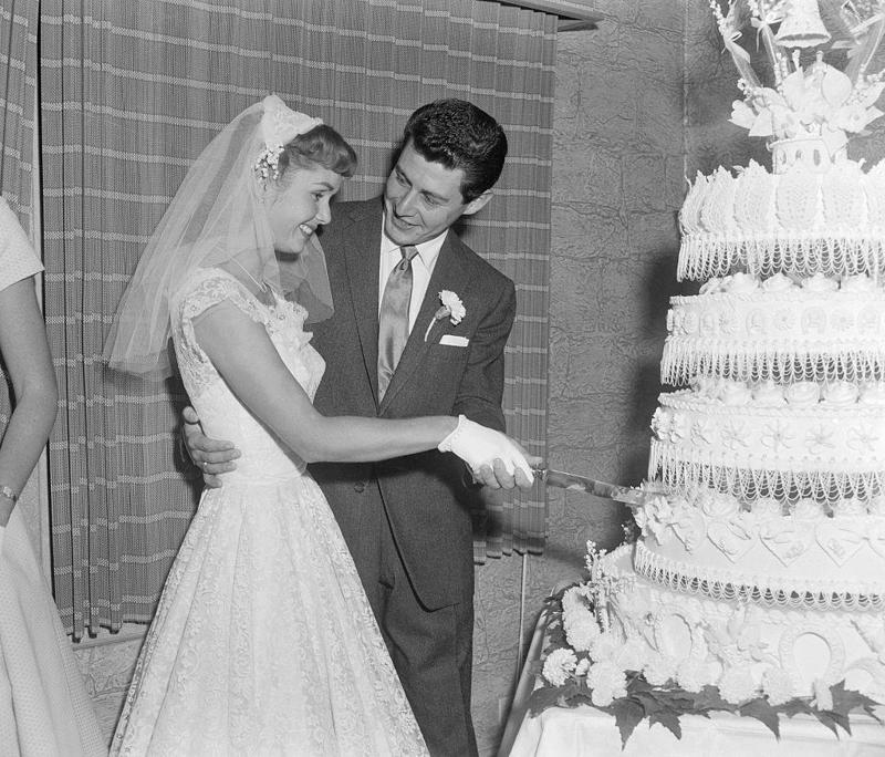 1955: Debbie Reynolds and Eddie Fisher 1930: Dolores del Río and Cedric Gibbons, 1934: Ginger Rogers and Lew Ayres, 1937: Ingrid Bergman and Petter Lindstrom, 1943: Jean-Pierre Aumont and Maria Montez, 1944: Bill Robinson and Elaine Plaines, 1945: Humphrey Bogart and Lauren Bacall, 1945: Shirley Temple and John Agar, 1945: Judy Garland and Vincente Minnelli, 1945: Bette Davis and William Grant Sherry, 1946: Jackie Robinson and Rachel Isum, 1947: Josephine Baker and Jo Bouillon, 1947: Carmen Miranda and David Alfred Sebastian, 1948: Nat King Cole and Maria Hawkins, 1949: Prince Aly Khan and Rita Hayworth, 1949: Lucille Ball and Desi Arnaz, 1950: Conrad Hilton and Elizabeth Taylor, 1951: Tony Curtis and Janet Leigh, 1951: Shah Mohammad Reza Pahlavi and Queen Soraya, 1952: Roger Vadim and Brigitte Bardot, 1952: Elizabeth Taylor and Michael Wilding, 1953: JFK and Jacqueline Kennedy, 1954: Audrey Hepburn and Mel Ferrer, 1954: Joe DiMaggio and Marilyn Monroe, 1955: Joan Crawford and Alfred Steele, 1955: Debbie Reynolds and Eddie Fisher, 1955: Rock Hudson and Phyllis Gates, 1956: Arthur Miller and Marilyn Monroe, 1956: Prince Rainier of Monaco and Grace Kelly, 1957: Sophia Loren and Carlo Ponti, 1957: Robert Wagner and Natalie Wood, 1958: Jayne Mansfield and Mickey Hargitay, 1959: Julie Andrews and Tony Walton, 1959: Dorothy Dandridge and Jack Denison, 1959: Jacques Charrier and Brigitte Bardot, 1960: Eartha Kitt and William McDonald, 1960: Princess Margaret and Antony Armstrong-Jones, 1961: Ginger Rogers and William Marshall, 1961: Lucille Ball and Gary Morton, 1962: Nancy Kwan and Peter Pock, 1964: Elizabeth Taylor and Richard Burton, 1965: Judy Garland and Mark Herron, 1966: Frank Sinatra and Mia Farrow, 1967: Jane Fonda and Roger Vadim, 1967: Elvis Presley and Priscilla Presley, 1968: Sharon Tate and Roman Polanski, 1969: Audrey Hepburn and Andrea Dotti, 1971: Bianca Jagger and Mick Jagger, 1978: Aretha Franklin and Glynn Turman, 1981: Princess Diana and Prince Charles, 1987: Diahann Carroll and Vic Damone
