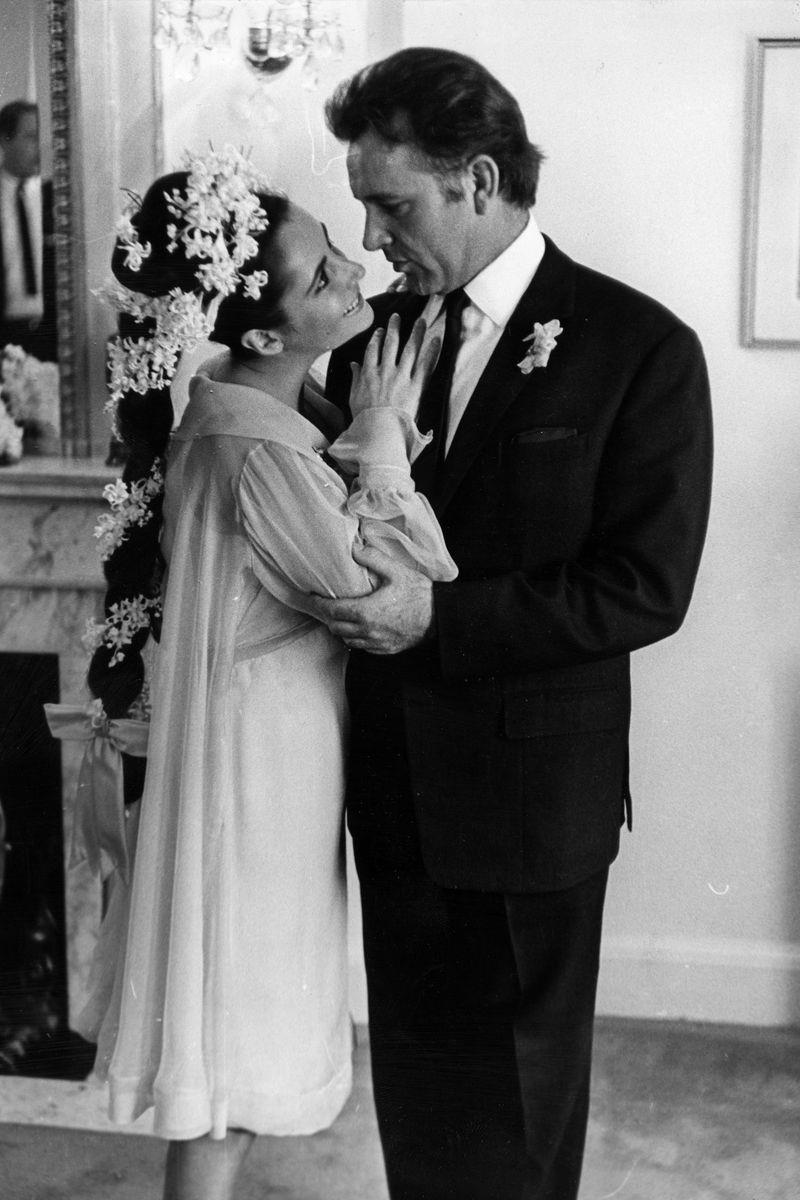 1964: Elizabeth Taylor and Richard Burton 1930: Dolores del Río and Cedric Gibbons, 1934: Ginger Rogers and Lew Ayres, 1937: Ingrid Bergman and Petter Lindstrom, 1943: Jean-Pierre Aumont and Maria Montez, 1944: Bill Robinson and Elaine Plaines, 1945: Humphrey Bogart and Lauren Bacall, 1945: Shirley Temple and John Agar, 1945: Judy Garland and Vincente Minnelli, 1945: Bette Davis and William Grant Sherry, 1946: Jackie Robinson and Rachel Isum, 1947: Josephine Baker and Jo Bouillon, 1947: Carmen Miranda and David Alfred Sebastian, 1948: Nat King Cole and Maria Hawkins, 1949: Prince Aly Khan and Rita Hayworth, 1949: Lucille Ball and Desi Arnaz, 1950: Conrad Hilton and Elizabeth Taylor, 1951: Tony Curtis and Janet Leigh, 1951: Shah Mohammad Reza Pahlavi and Queen Soraya, 1952: Roger Vadim and Brigitte Bardot, 1952: Elizabeth Taylor and Michael Wilding, 1953: JFK and Jacqueline Kennedy, 1954: Audrey Hepburn and Mel Ferrer, 1954: Joe DiMaggio and Marilyn Monroe, 1955: Joan Crawford and Alfred Steele, 1955: Debbie Reynolds and Eddie Fisher, 1955: Rock Hudson and Phyllis Gates, 1956: Arthur Miller and Marilyn Monroe, 1956: Prince Rainier of Monaco and Grace Kelly, 1957: Sophia Loren and Carlo Ponti, 1957: Robert Wagner and Natalie Wood, 1958: Jayne Mansfield and Mickey Hargitay, 1959: Julie Andrews and Tony Walton, 1959: Dorothy Dandridge and Jack Denison, 1959: Jacques Charrier and Brigitte Bardot, 1960: Eartha Kitt and William McDonald, 1960: Princess Margaret and Antony Armstrong-Jones, 1961: Ginger Rogers and William Marshall, 1961: Lucille Ball and Gary Morton, 1962: Nancy Kwan and Peter Pock, 1964: Elizabeth Taylor and Richard Burton, 1965: Judy Garland and Mark Herron, 1966: Frank Sinatra and Mia Farrow, 1967: Jane Fonda and Roger Vadim, 1967: Elvis Presley and Priscilla Presley, 1968: Sharon Tate and Roman Polanski, 1969: Audrey Hepburn and Andrea Dotti, 1971: Bianca Jagger and Mick Jagger, 1978: Aretha Franklin and Glynn Turman, 1981: Princess Diana and Prince Charles, 1987: Diahann Carroll and Vic Damone