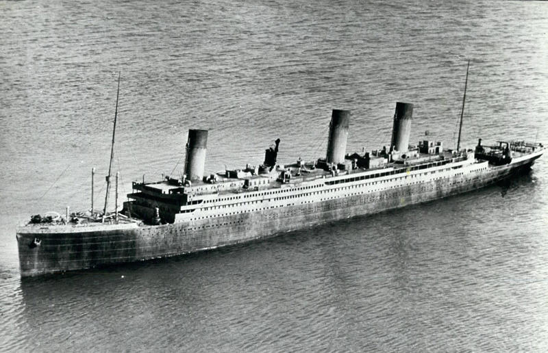 Raise the Titanic? The Titanic's tragic tale, The creation of a legend, Building the Titanic, The ship of dreams sets sail, A shocking near miss, Heading into history, First class: the grand staircase, First class: dining saloon, First class: a la carte restaurant, First class: Veranda café and Palm Court, First class: keeping fit, First class: the Turkish baths, First class: swimming pool, First class: smoking room, First class: reading and writing room, First class: staterooms, First class: the super-rich passengers, Second class: staterooms, Second class: elevators, Second class: facilities, Second class: promenade deck chairs, Steerage: staterooms, Steerage: dining room, Steerage: smoking room, SS Mesaba sends a warning, "Iceberg right ahead", Extreme peril, To the lifeboats, The final plunge, Carpathia to the rescue, Survivors on the Carpathia, The iceberg that sank the Titanic?, Everyone saved?, The rescue ships, What happened to the crew?, Captain E.J Smith, 'The greatest coward in history', The inquiries, Raise the Titanic?, Finding the ship, Exploring the wreck, Treasures from the seabed, Tragic search for Titanic wreck, Titanic's lost sister, Suite dreams, No more replica