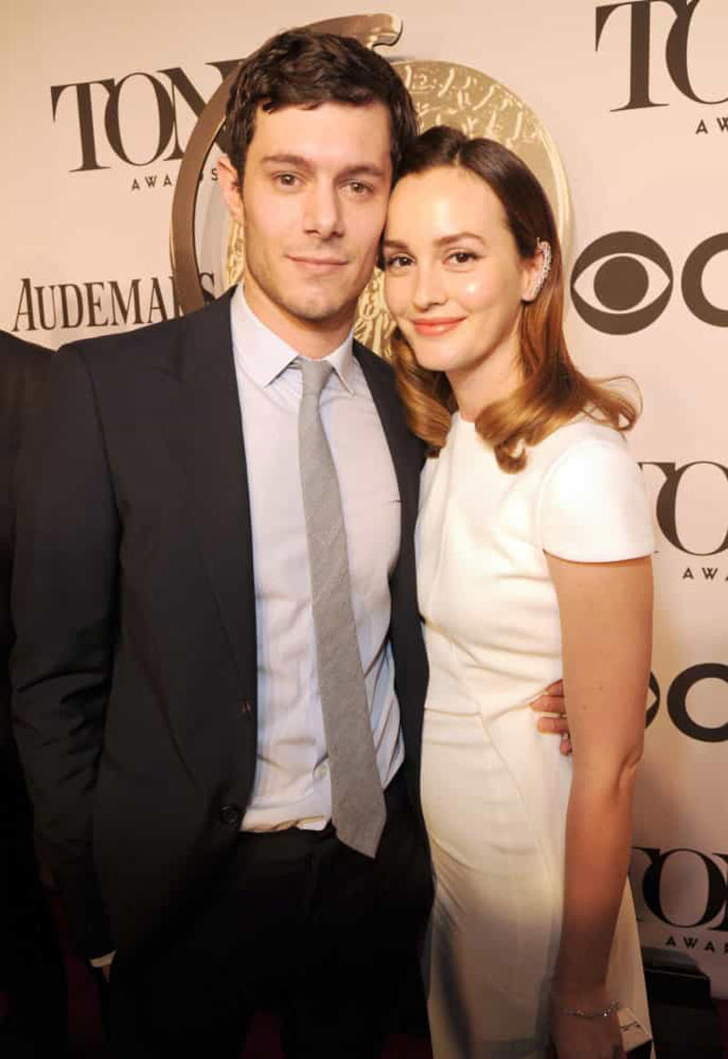 Malcolm McDowell and Mary Steenburgen, Catherine Keener and Dermot Mulroney, Ellen Barkin and Gabriel Byrne, Linda Hamilton and James Cameron, Billy Crudup and Mary Louise Parker, Eva Mendes and Ryan Gosling, Rose Byrne and Bobby Cannavale, Michael Sheen and Kate Beckinsale, Adam Brody and Leighton Meester, Enrique Iglesias and Anna Kournikova, Rashida Jones and Ezra Koenig, Laurence Fishburne and Gina Torres, Alexis Bledel and Vincent Kartheiser, Adam Driver and Joanne Tucker