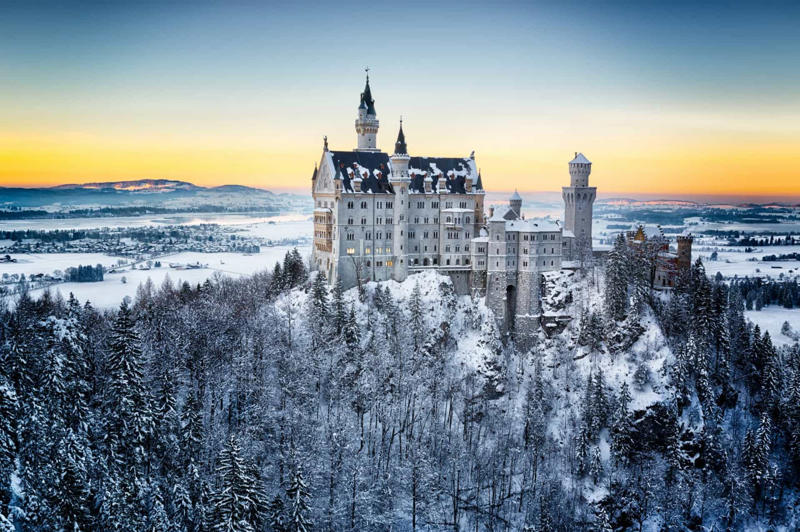 Rumor has it… Caligula, Ludwig II of Bavaria, Friedrich Wilhelm I, Vlad the Impaler, Emperor Qin Shi Huang, Princess Alexandra of Bavaria, Napoleon Bonaparte, Peter III of Russia, Louis XIV, Ivan the Terrible, Fyodor I of Russia, Ibrahim I